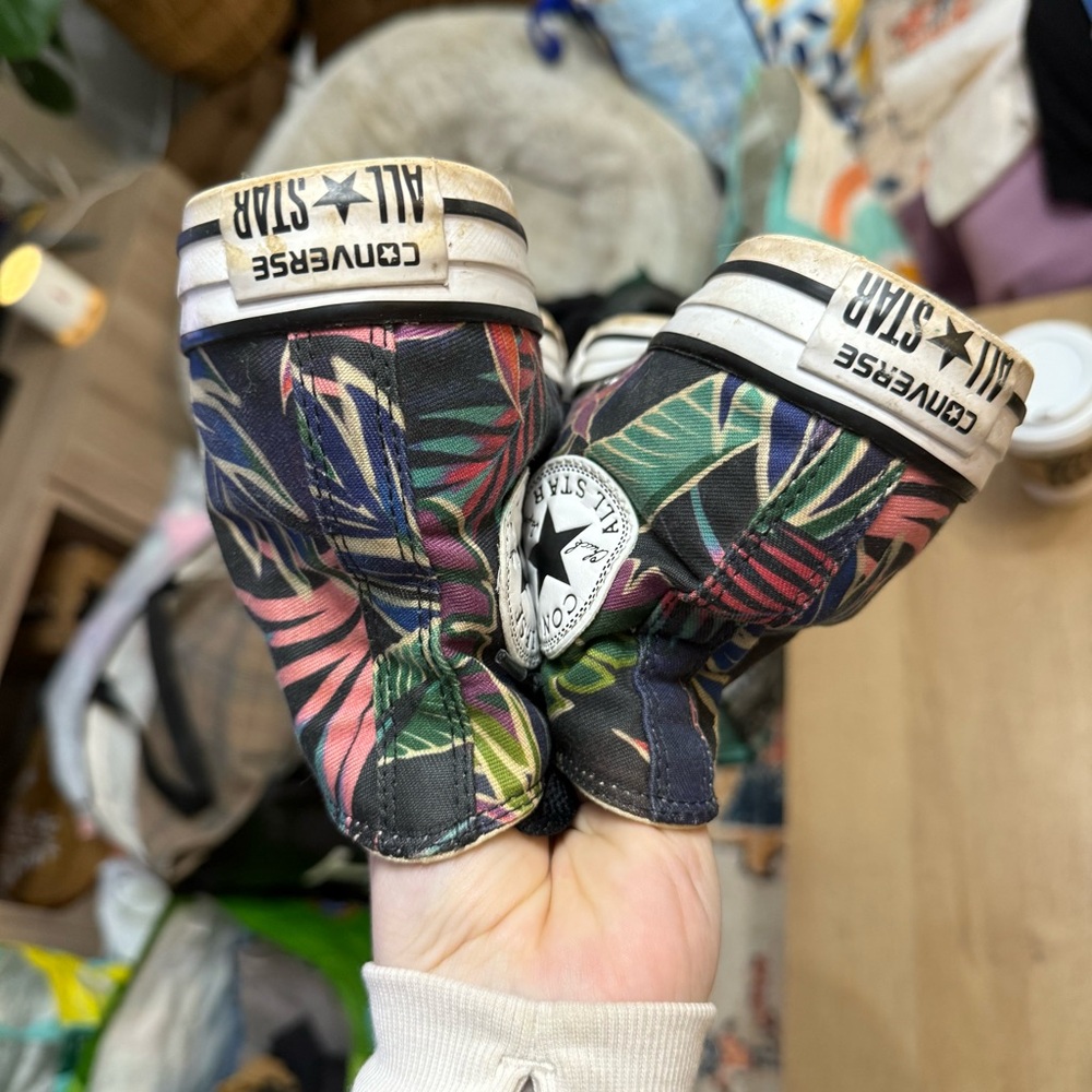 High Top Converse - Picture 7 of 9
